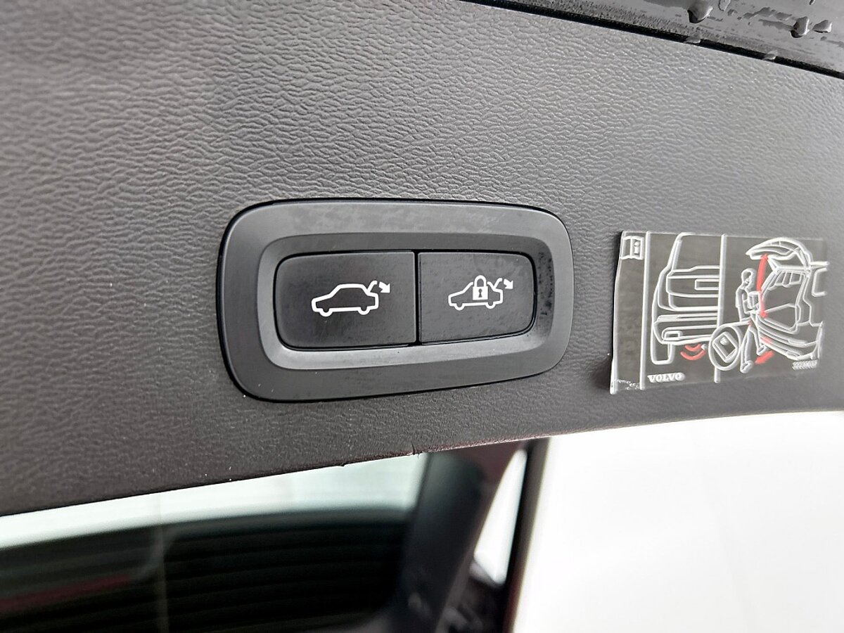 46739746 volvo xc40 1 5 t5 recharge r design panoramadak trekhaak 360a camera 29