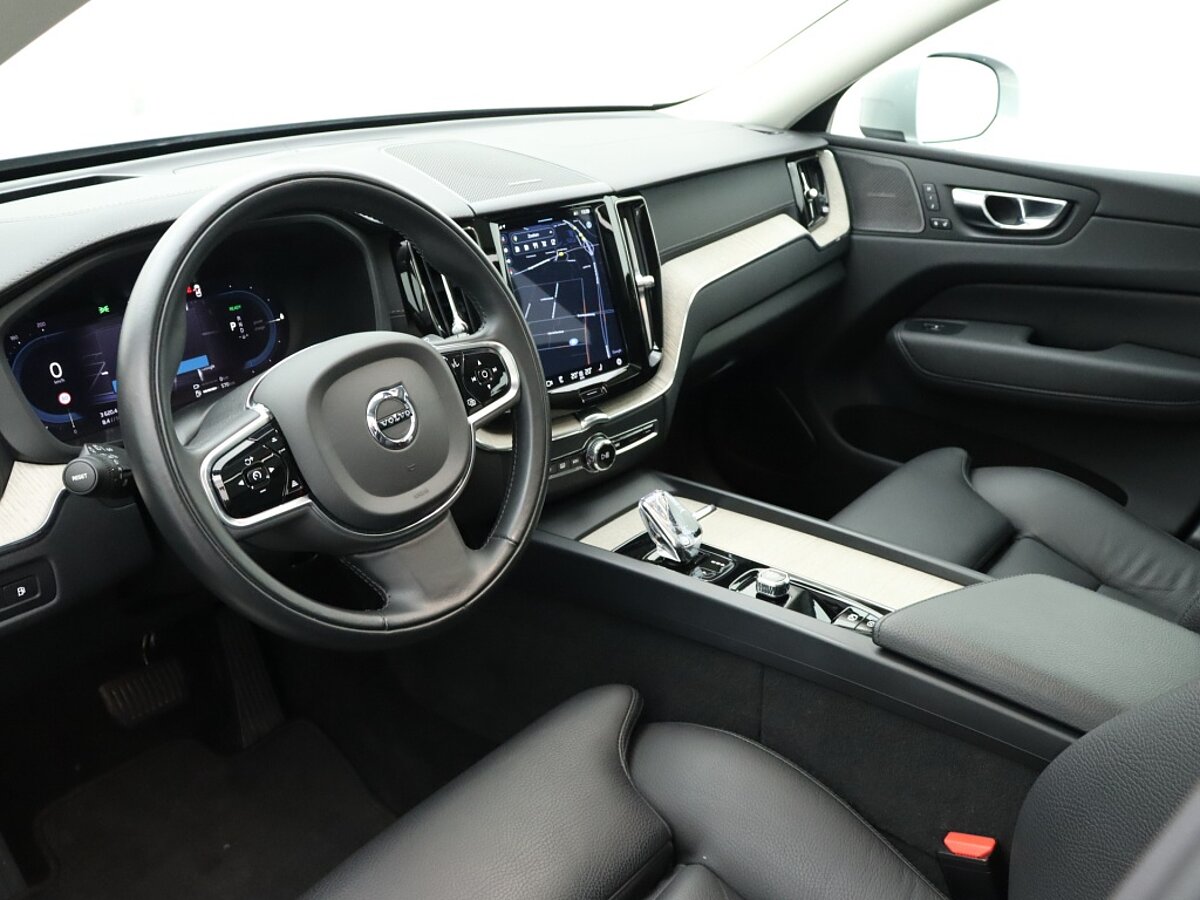 35825576 volvo xc60 2 0 t6 awd inscription 5 05
