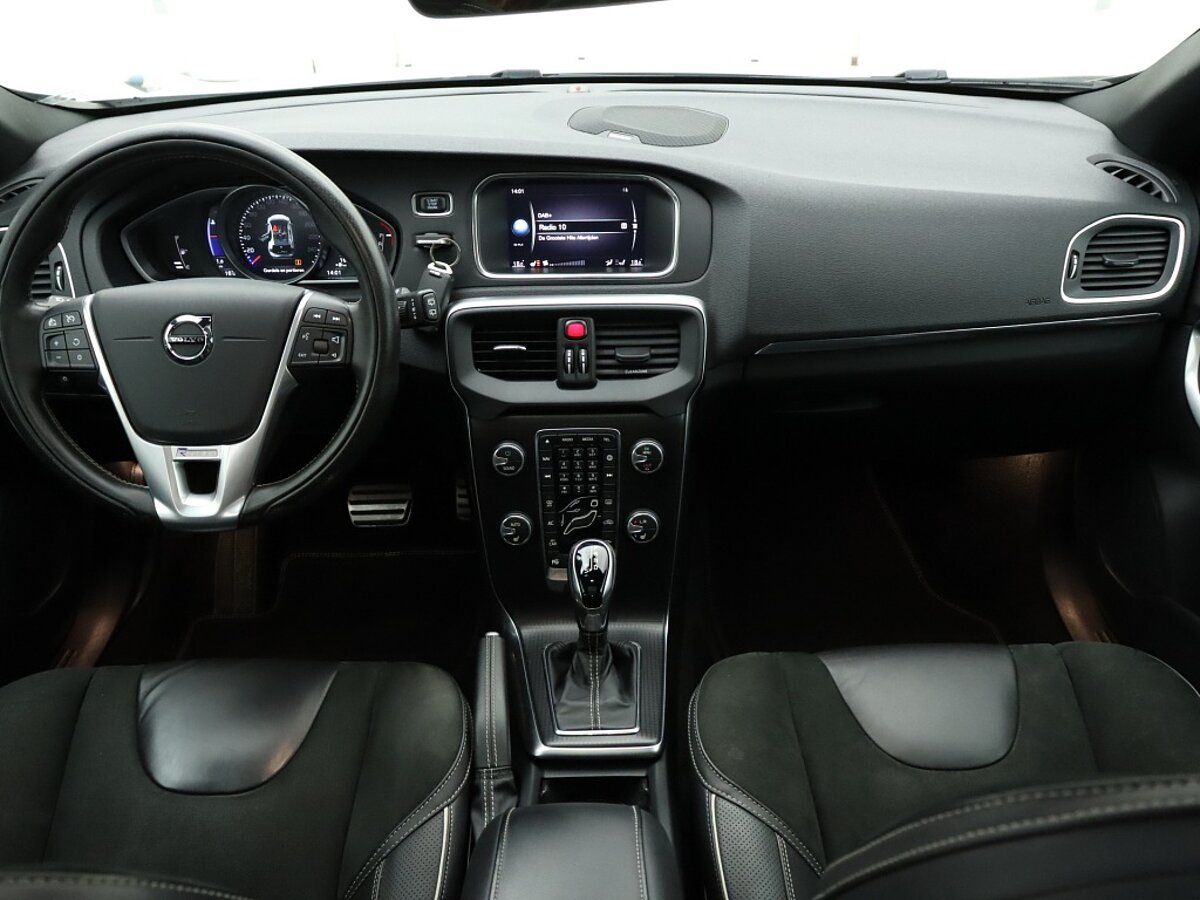 36007765 volvo v40 1 5 t3 polar sport panoramadak navigatie pdc 5 02