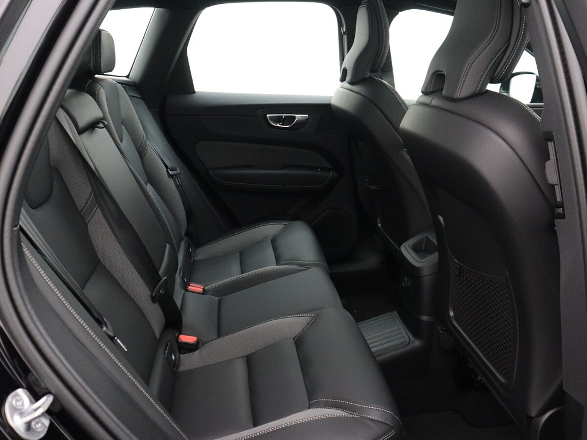 38829080 volvo xc60 2 0 t6 awd plus dark ed9fad