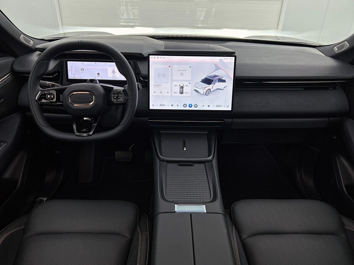 47120059 lynk co 08 1 5 more 345 pk 200km phev full option dealer demo 20