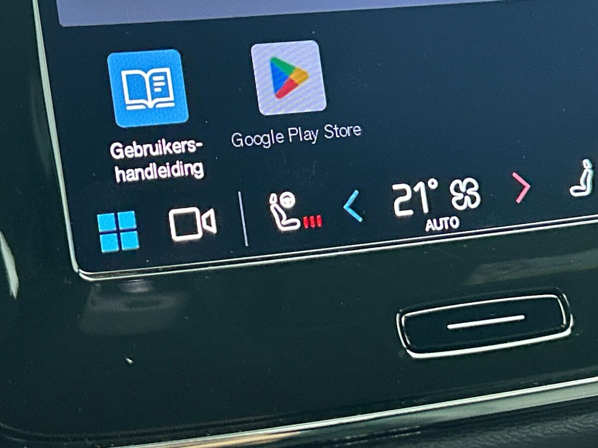 48294878 volvo xc40 2 0 b4 plus dark trekhaak harman kardon 9 02