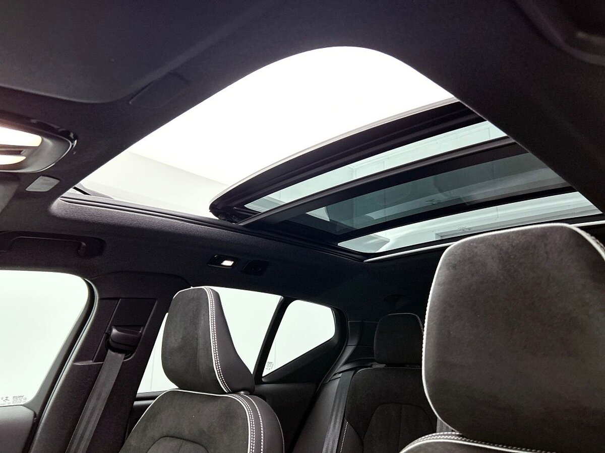 48534360 volvo xc40 ultimate pano 360 memory seats 20 inch all season 32