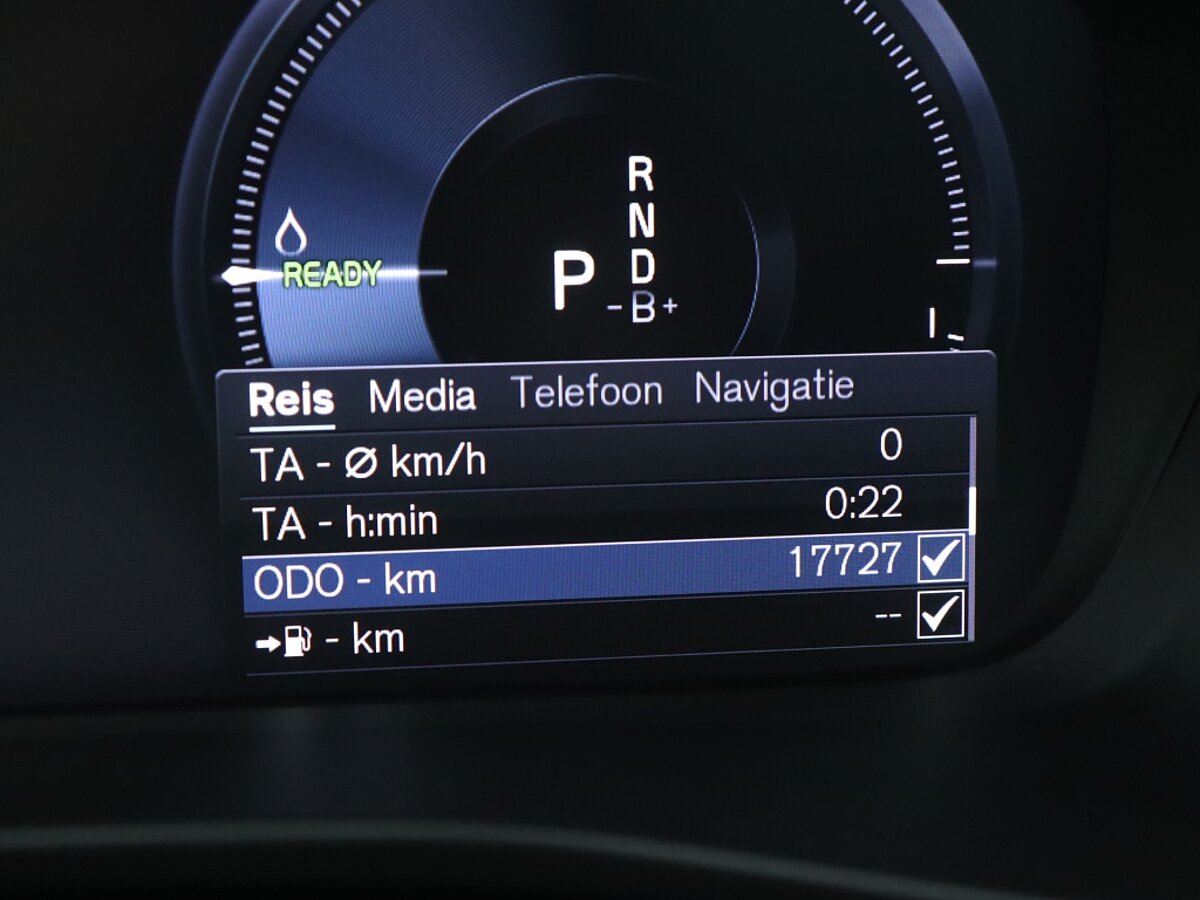 35007209 volvo xc40 1 5 t4 recharge ultimate dark 761cb9