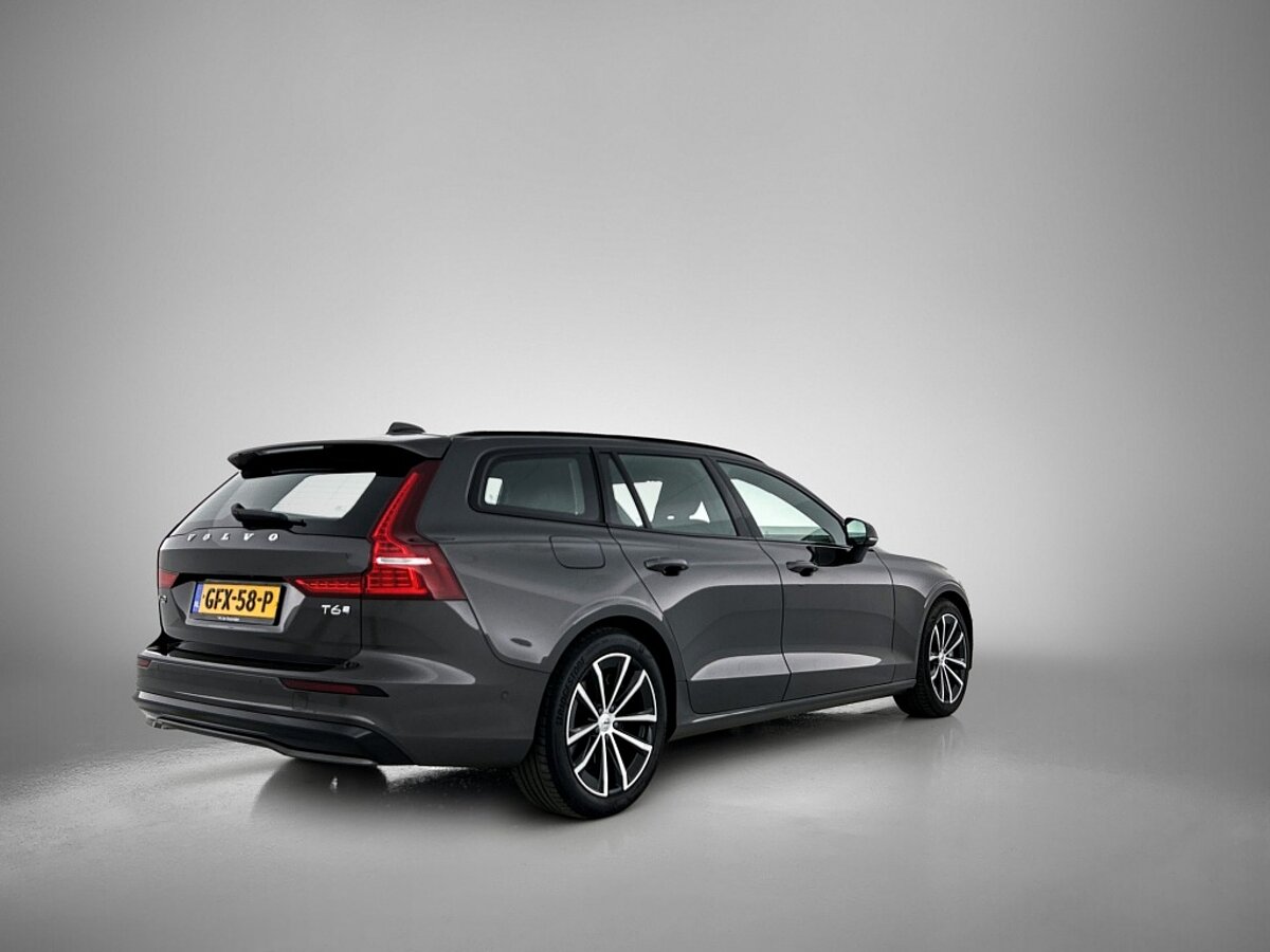 45956154 volvo v60 2 0 t6 awd plus dark 360a camera trekhaak panoramadak 5 10