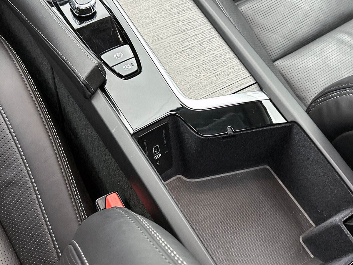 48480811 volvo xc90 t8 ultimate trekhaak pano 360 memory climate pack 36