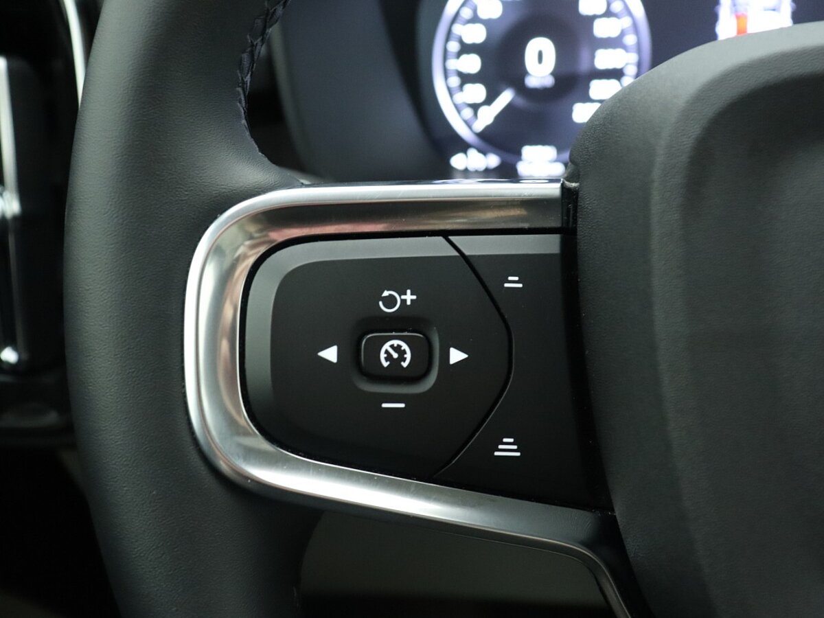34949684 volvo xc40 1 5 t4 recharge ultimate 14a0f6