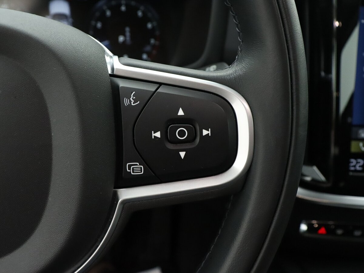 34990408 volvo v60 2 0 b4 momentum business trekhaak camera leder 398ae9