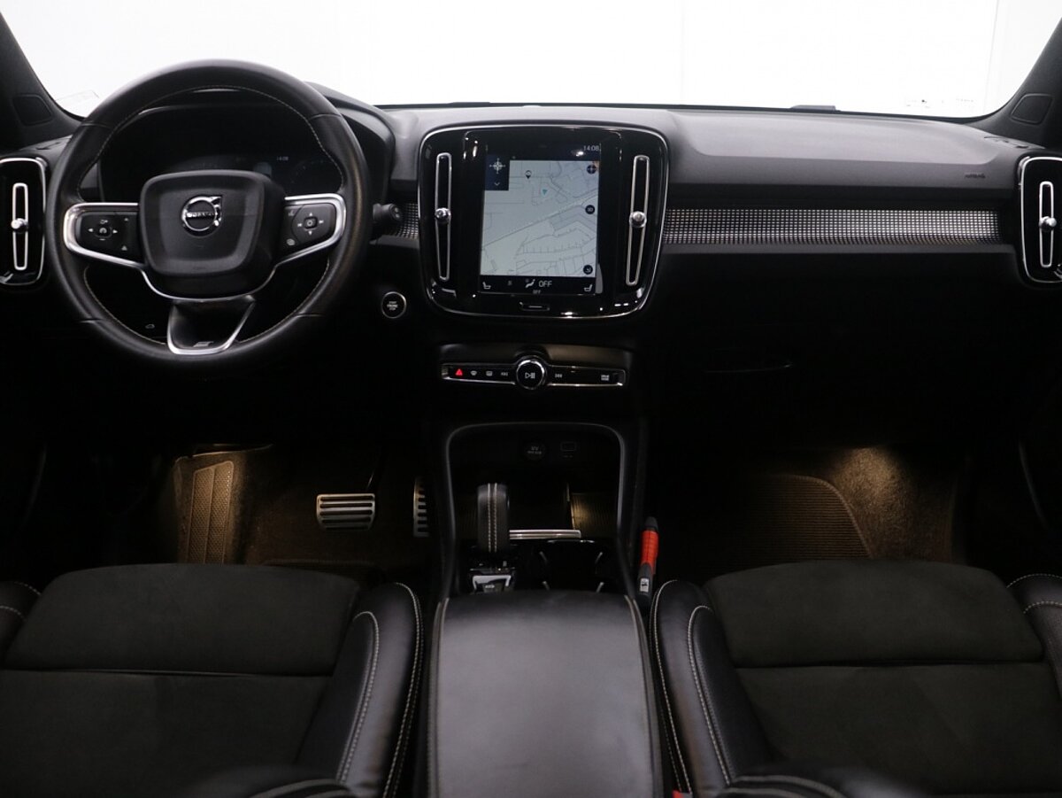 35475620 volvo xc40 2 0 t4 r design 2cd749