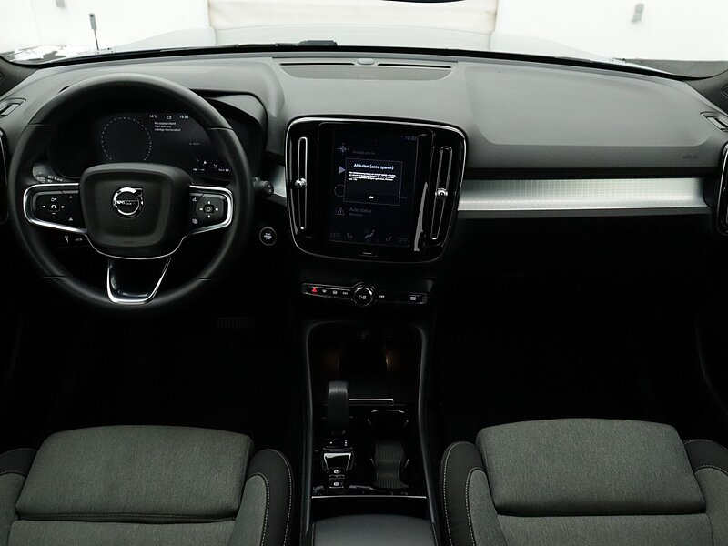 43383642 volvo xc40 1 5 t5 plus bright 6 11