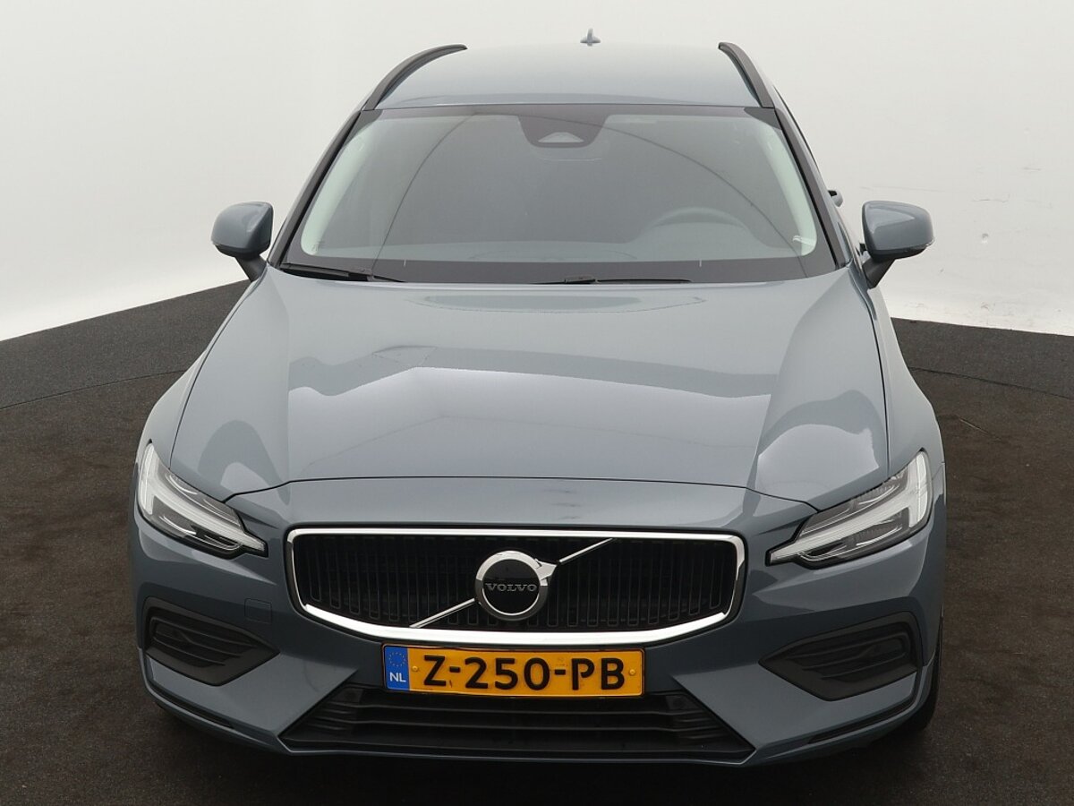 44878645 volvo v60 2 0 b3 essential edition 18 velgen adaptive cruise bliss 9 02