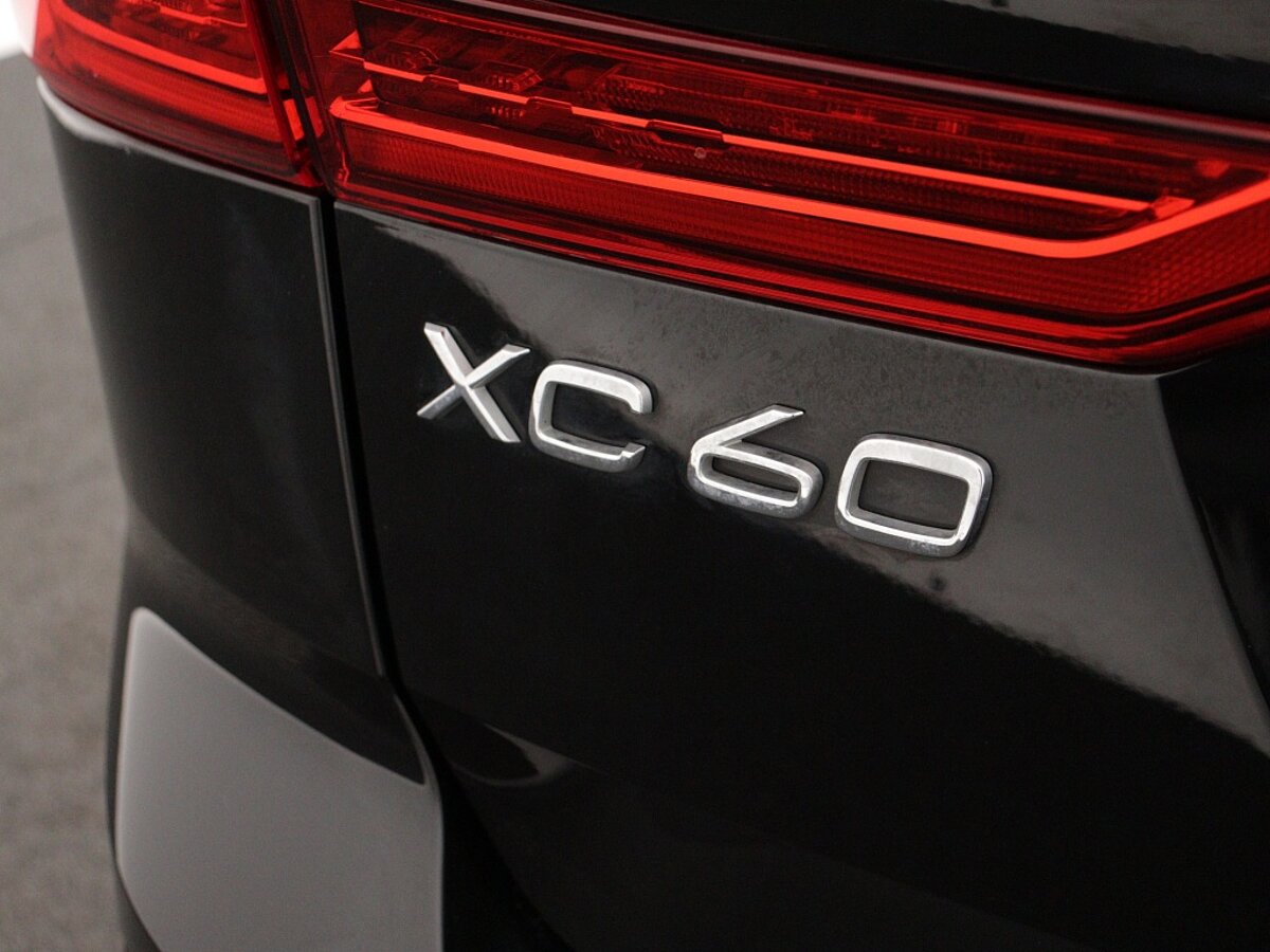 43852734 volvo xc60 2 0 t8 awd ultra dark trekhaak 360a camera luchtvering 81