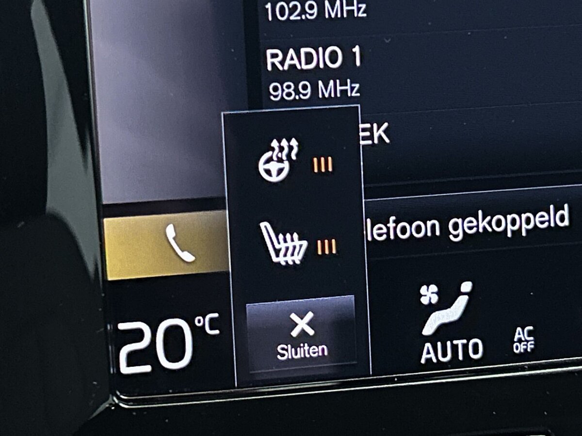 45055180 volvo xc40 1 5 t4 recharge plus dark trekhaak harman kardon 44