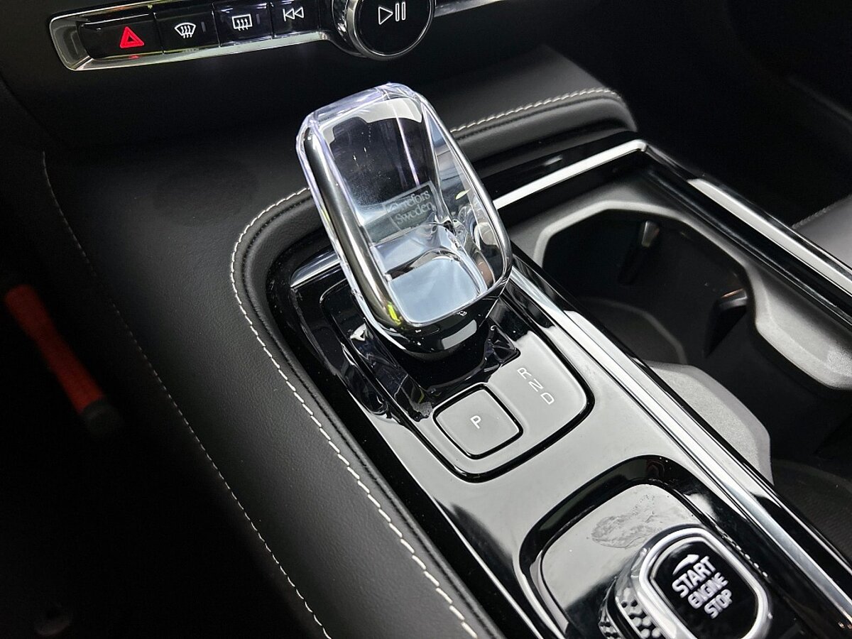 45956154 volvo v60 2 0 t6 awd plus dark 360a camera trekhaak panoramadak 9 10