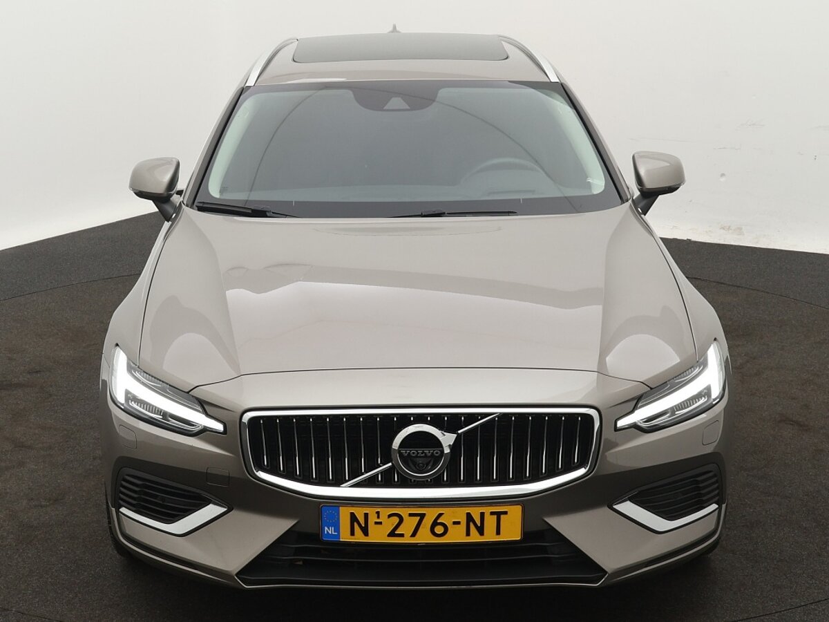 43738294 volvo v60 2 0 t6 awd recharge inscription 360ao camera panoramadak he 9 07