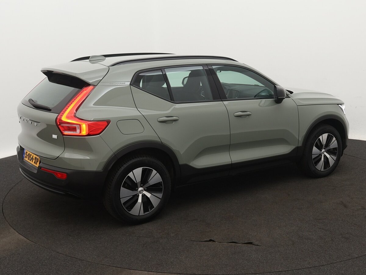 43882038 volvo xc40 1 5 t4 plus dark 46