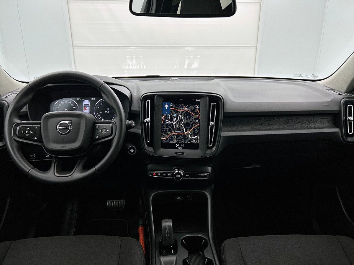 46251143 volvo xc40 1 5 t2 momentum core 7 02