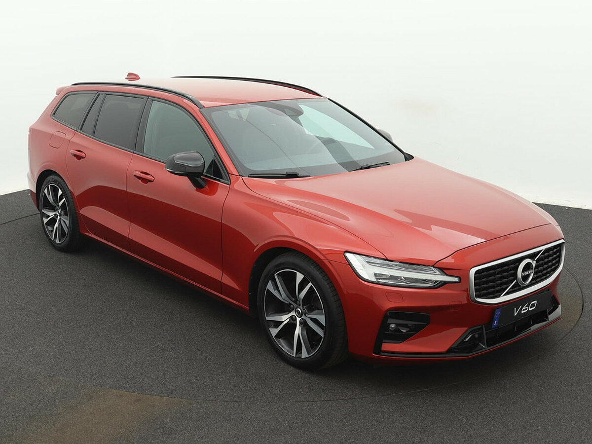 34202853 volvo v60 2 0 t5 r design 8 01