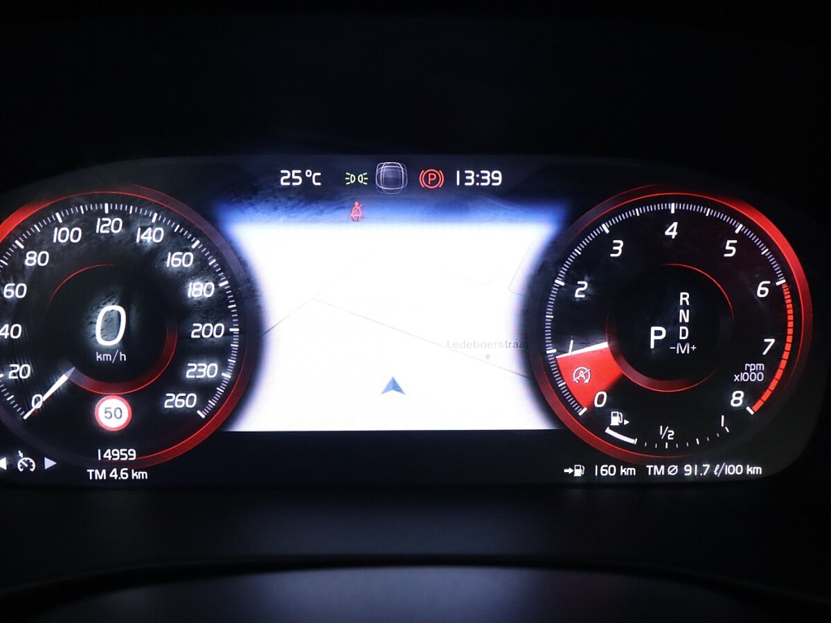 34948997 volvo xc40 1 5 t3 momentum pro lichtmetalen velgen elec achterklep 6ac804