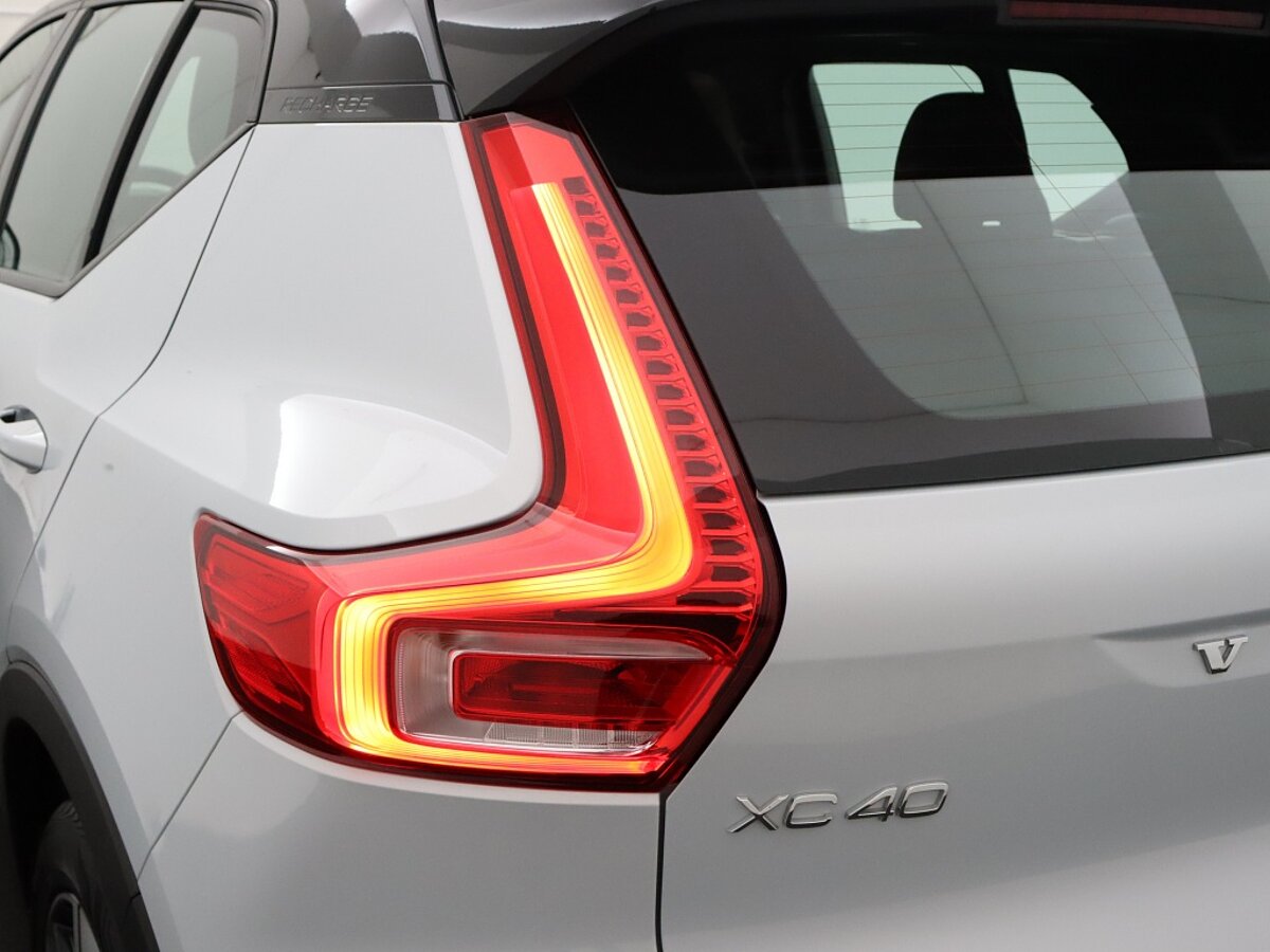 35405000 volvo xc40 1 5 t5 recharge r design panorama dak 360 camera 0d1607