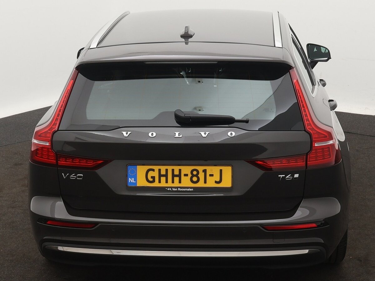 39204316 volvo v60 2 0 t6 awd essential edition adaptive cruise stoelverwarming 72acbf