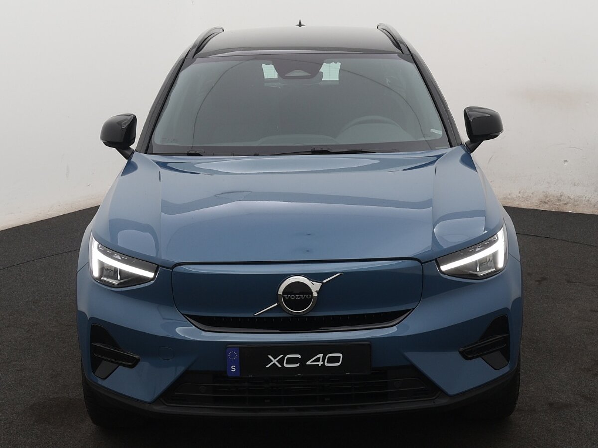 40448916 volvo xc40 single core 69 kwh navi camera pre conditioning cruise 9 09
