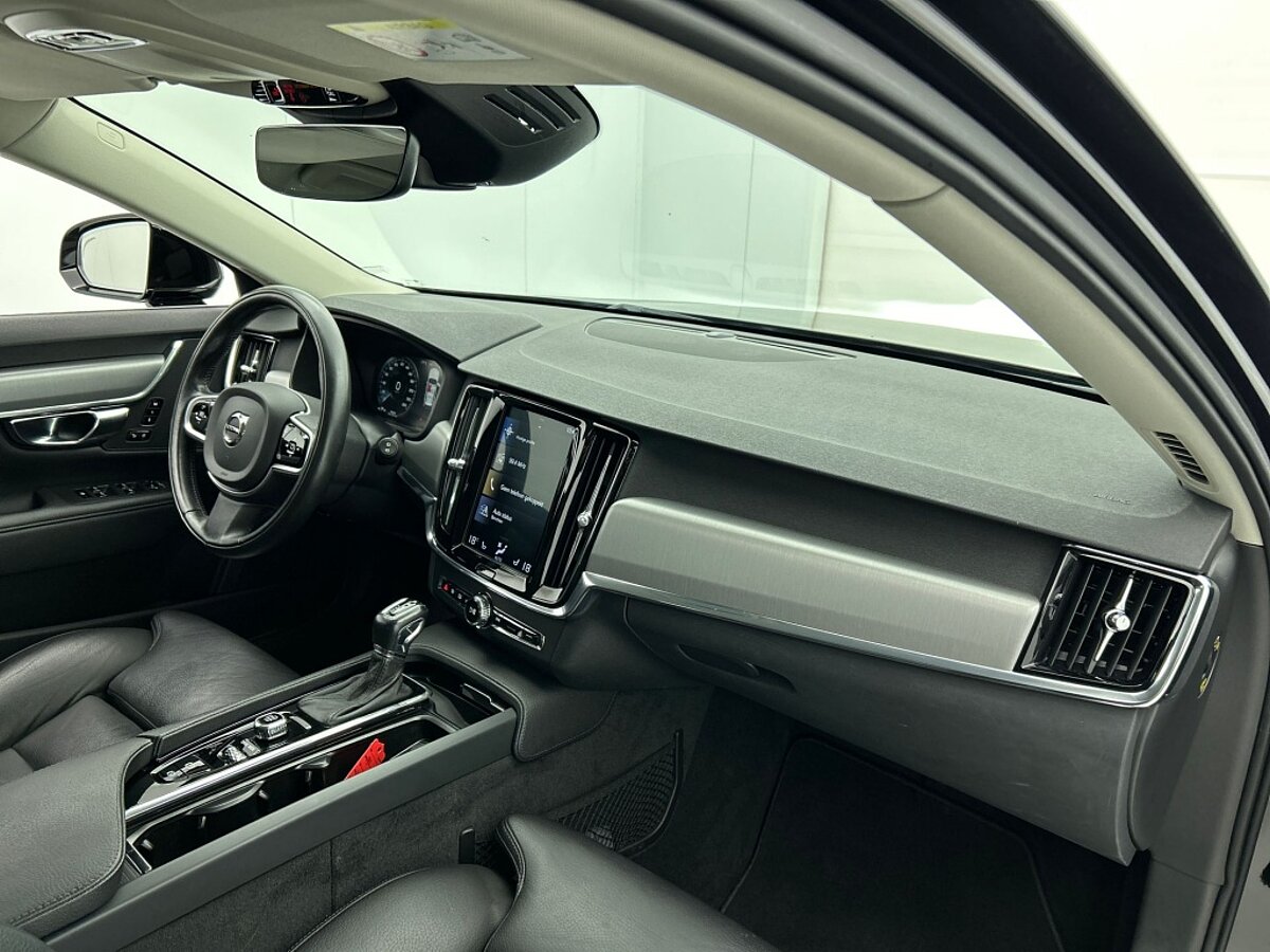 47298708 volvo v90 t4 momentum leder adaptive cruise 67
