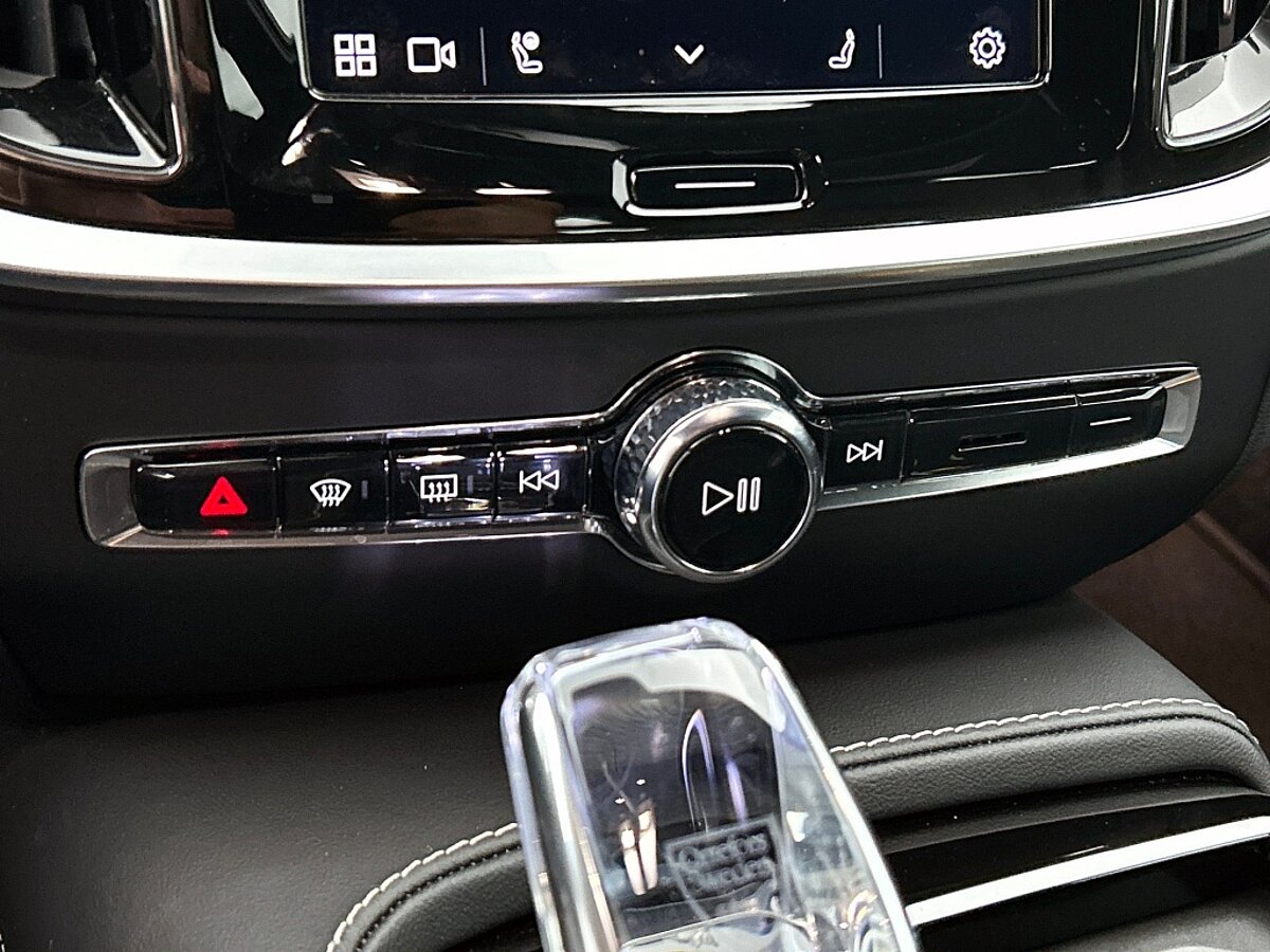 47443724 volvo v60 2 0 t6 plus dark trekhaak sport leder 360 blis pilot 04