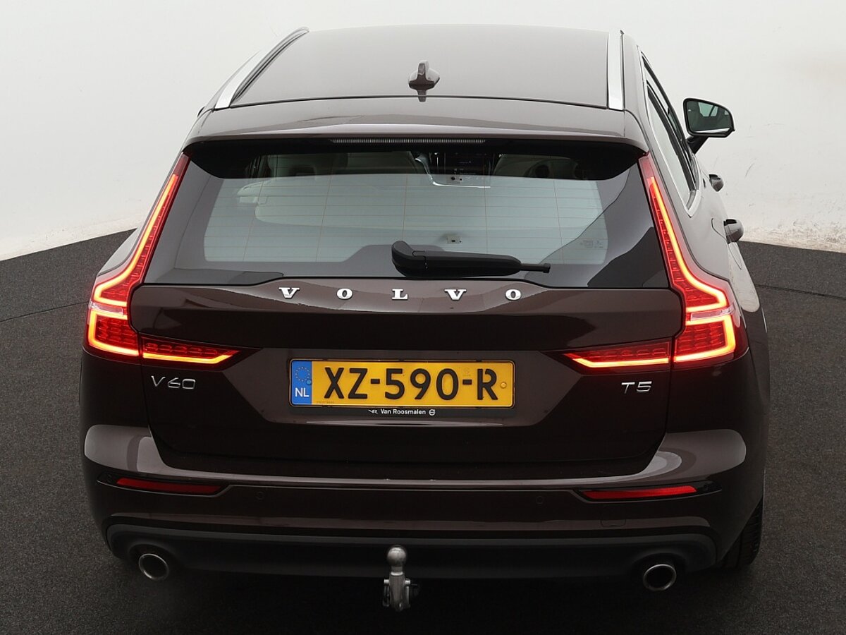 36126925 volvo v60 2 0 t5 momentum leder bliss harman kardon trekhaak 9 03