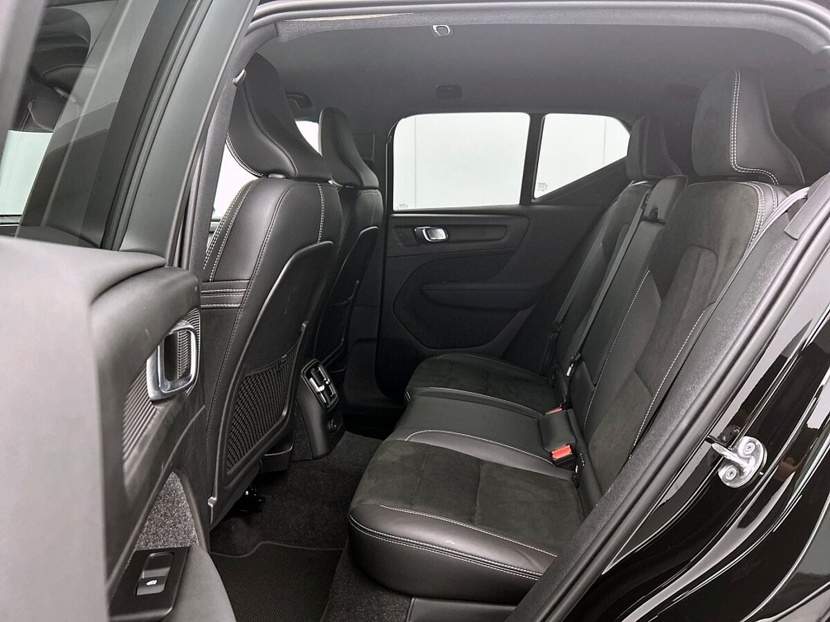 46166408 volvo xc40 1 5 t4 r design 360 camera trekhaak dab 4fd617