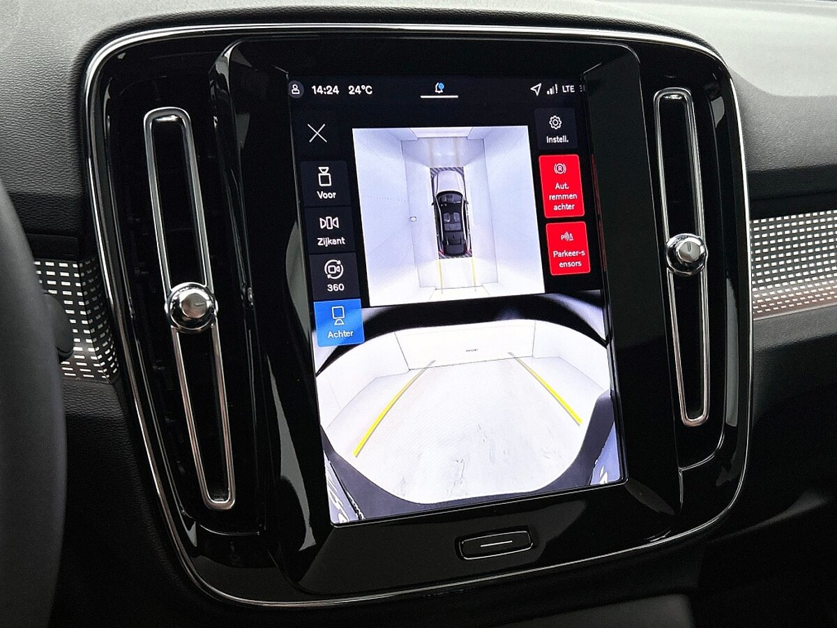 46536156 volvo ec40 extended range plus black edition 82kwh 82