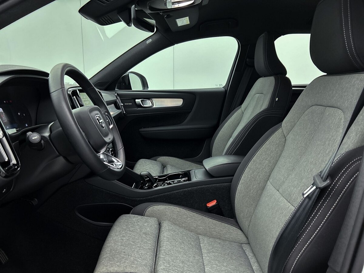 44900366 volvo xc40 2 0 b4 plus dark trekhaak dodehoek camera 74