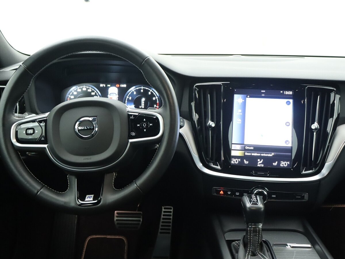 34934681 volvo v60 2 0 t4 r design 6 10