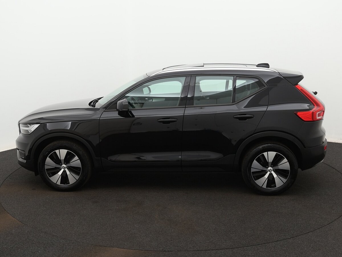 35352608 volvo xc40 1 5 t3 momentum pro 2 01