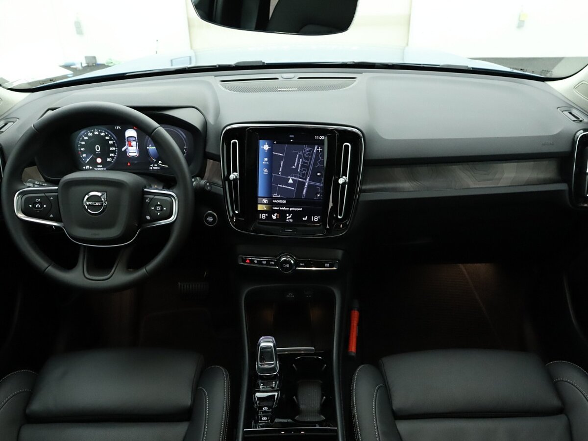 35531406 volvo xc40 1 5 t5 recharge ultimate dark 6 08