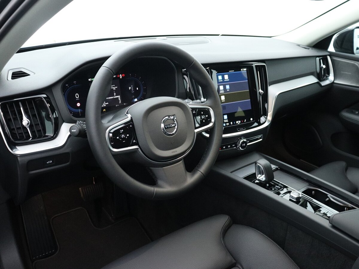 40173625 volvo v60 v60 b4 plus dark harman kardon audio nieuw uit voorraad 4 14