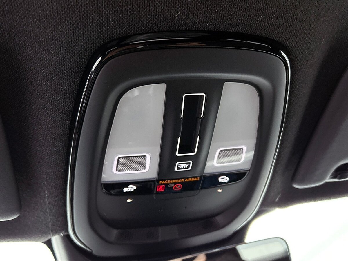 46591412 volvo xc40 xc40 b4 plus black edition lounge pack voorraad 15