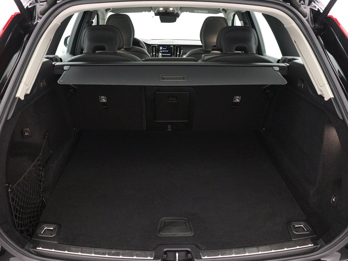 42147216 volvo xc60 2 0 b5 momentum exclusive 360 camera h k panorama dak 05