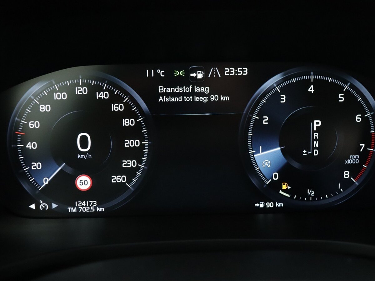 43289141 volvo v60 2 0 t4 momentum stoelverwarming trekhaak 73