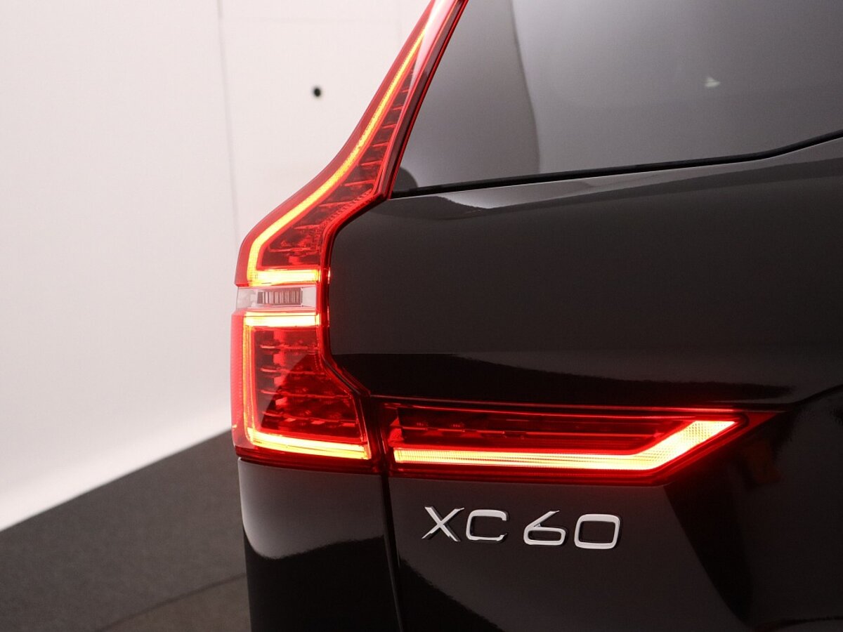44998435 volvo xc60 t6 awd plus dark harman kardon 21 velgen 76