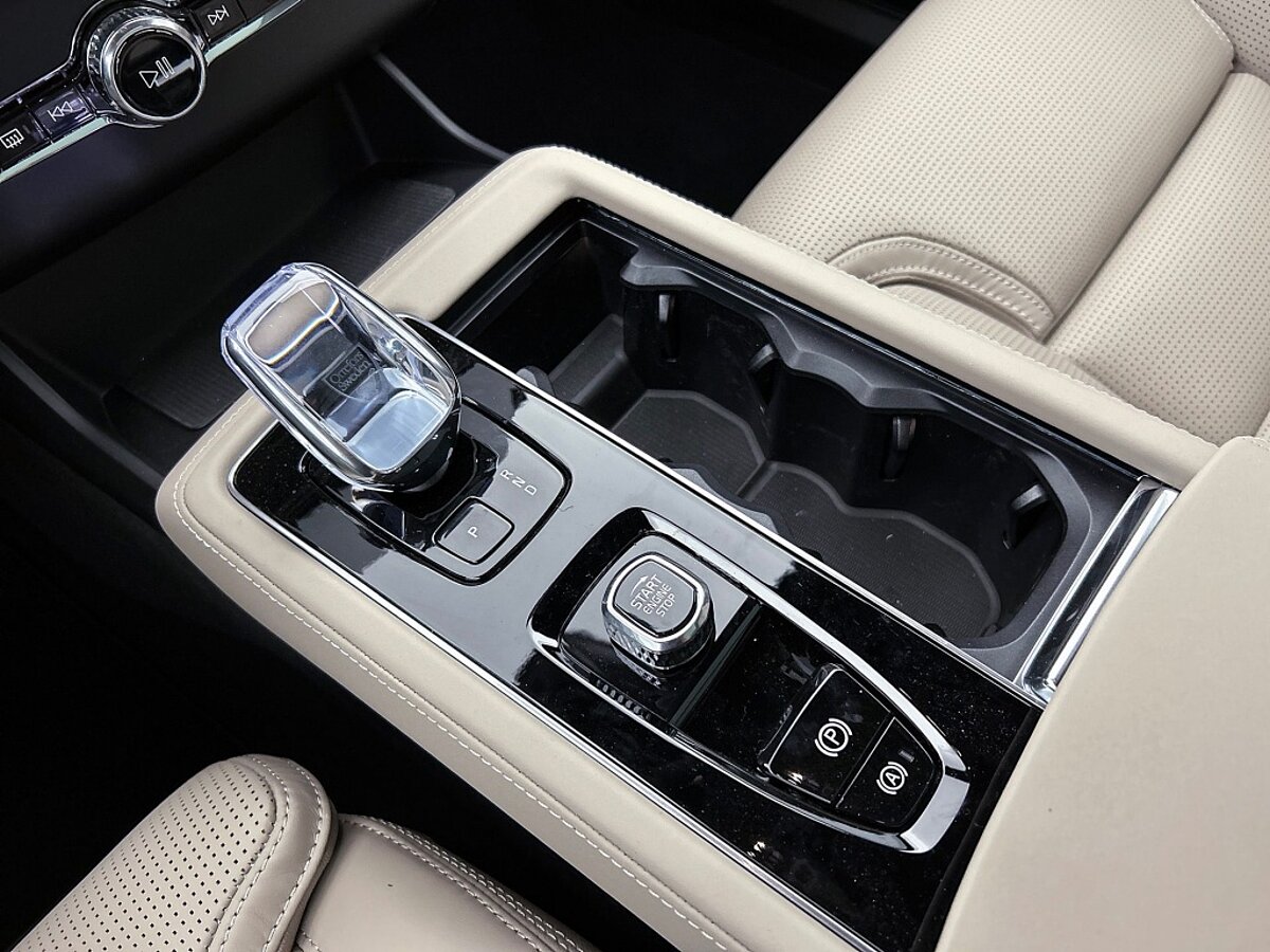 46277113 volvo xc90 2 0 t8 awd ultra bright bowers wilkins audio luchtvering n 9