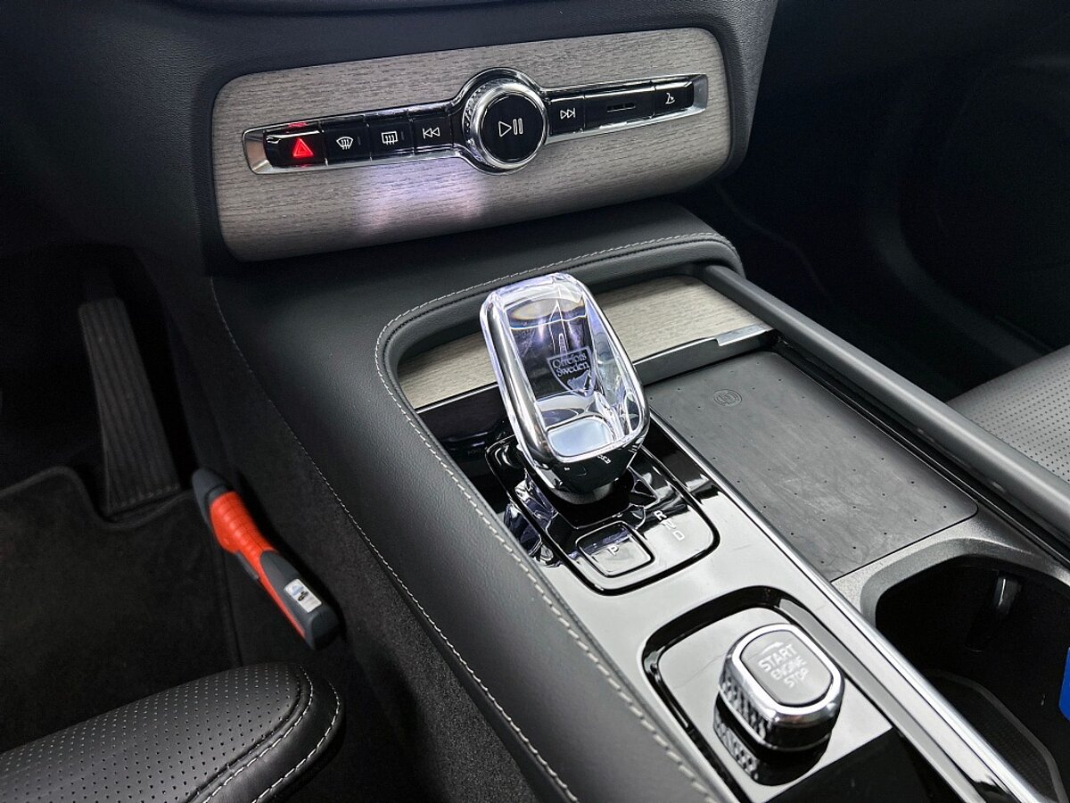 45880368 volvo xc90 2 0 t8 awd ultimate dark leder panorama dak blis 08