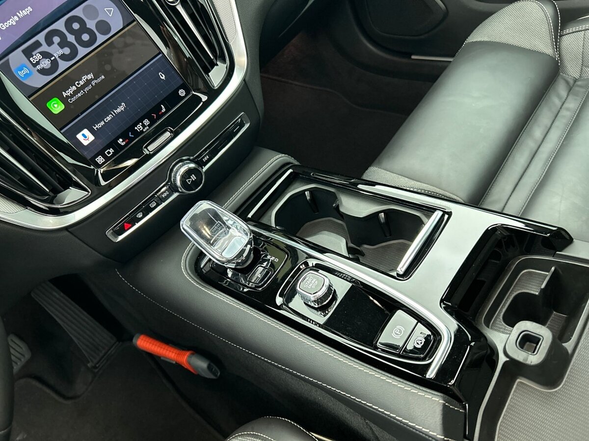 46737831 volvo v60 2 0 t6 awd plus dark 360a camera trekhaak panoramadak 54