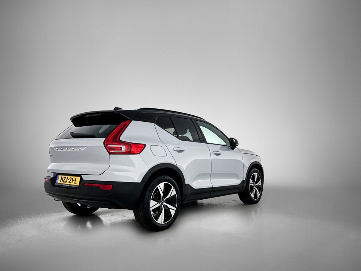 46744949 volvo xc40 1 5 t4 r design h k dab trekhaak nubuck camera 4 03