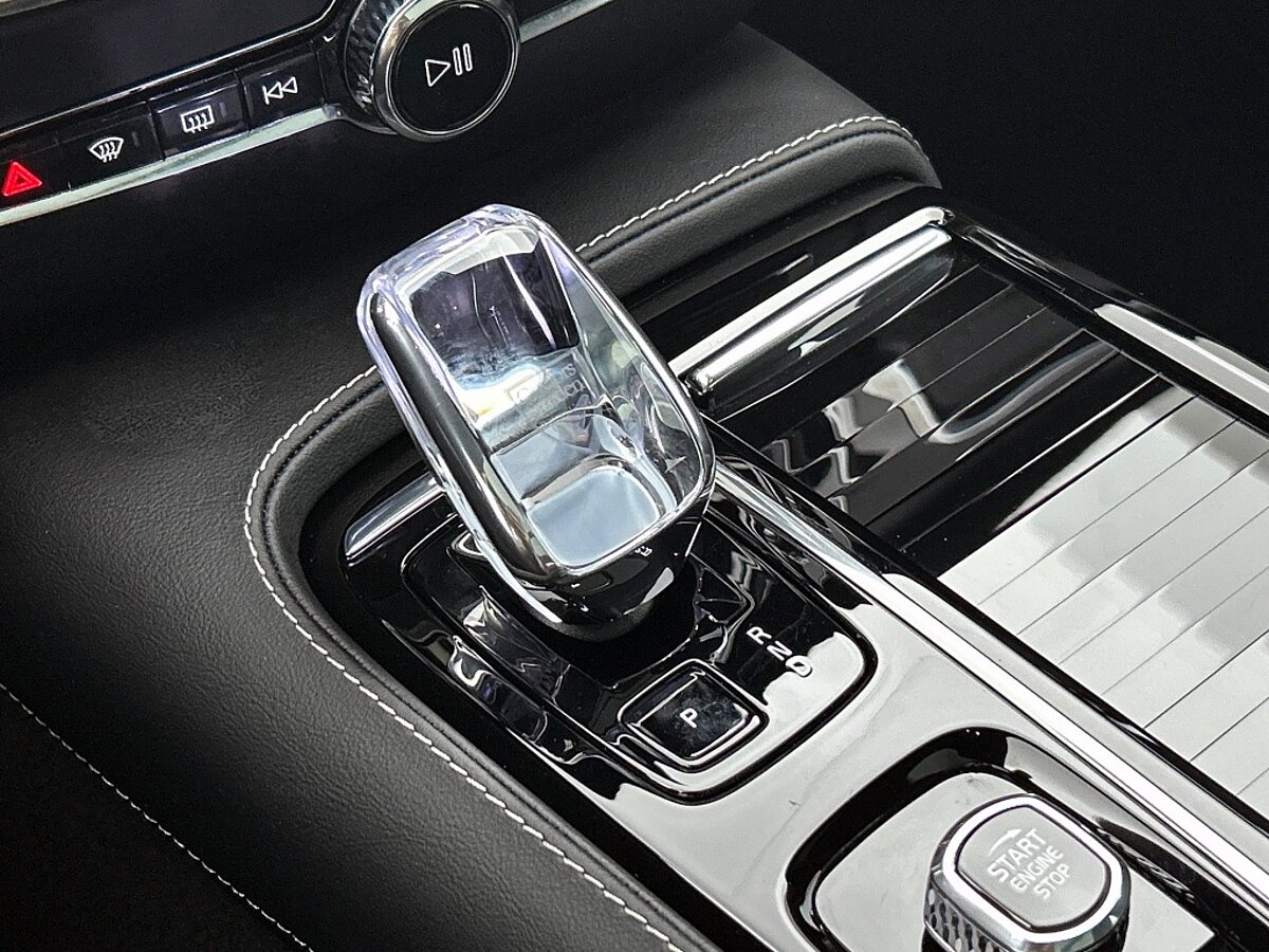 45432779 volvo v60 2 0 t6 plus trekhaak panorama dak 360 camera 9 14