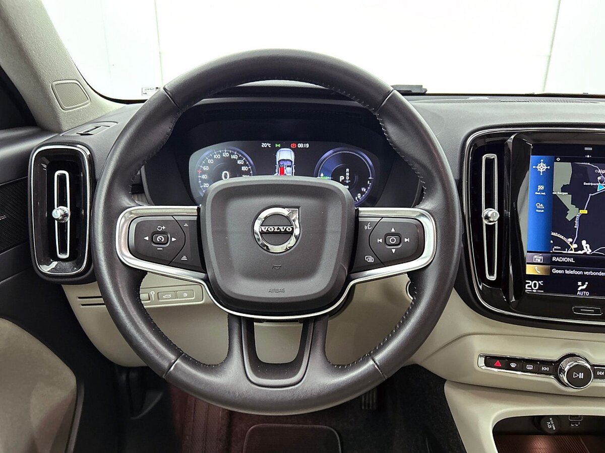 47001389 volvo xc40 1 5 t5 inscription panorama dak blis trekhaak all season 98