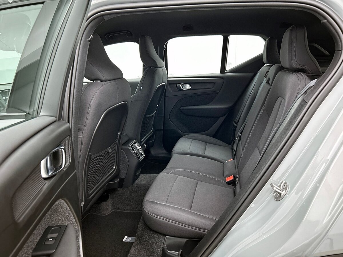 47908784 volvo xc40 extended plus 82 kwh trekhaak camera 19 lichtmetalen vel 42