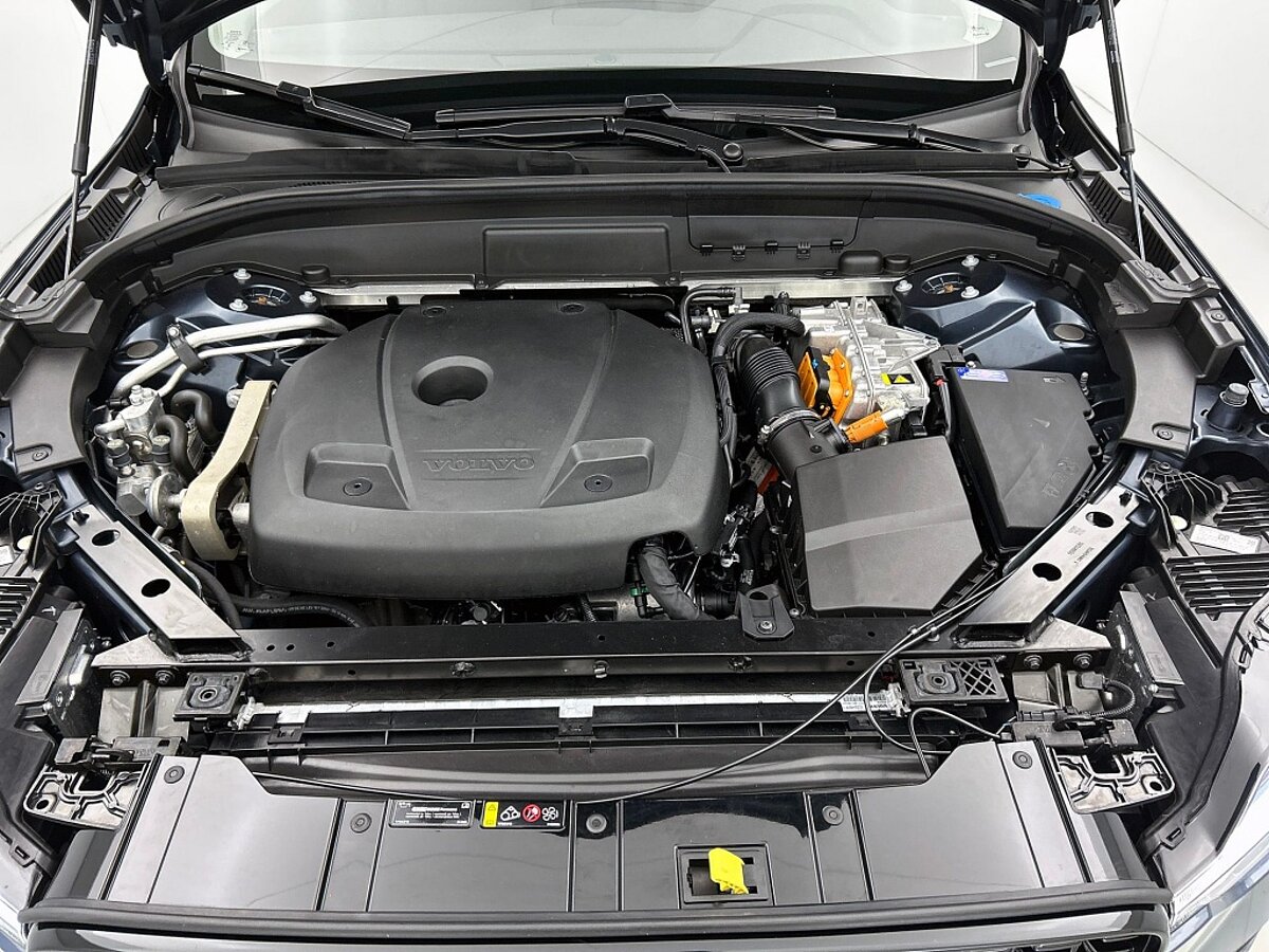 48515871 volvo xc60 2 0 t6 awd plus dark trekhaak leder panoramadak 31bf59