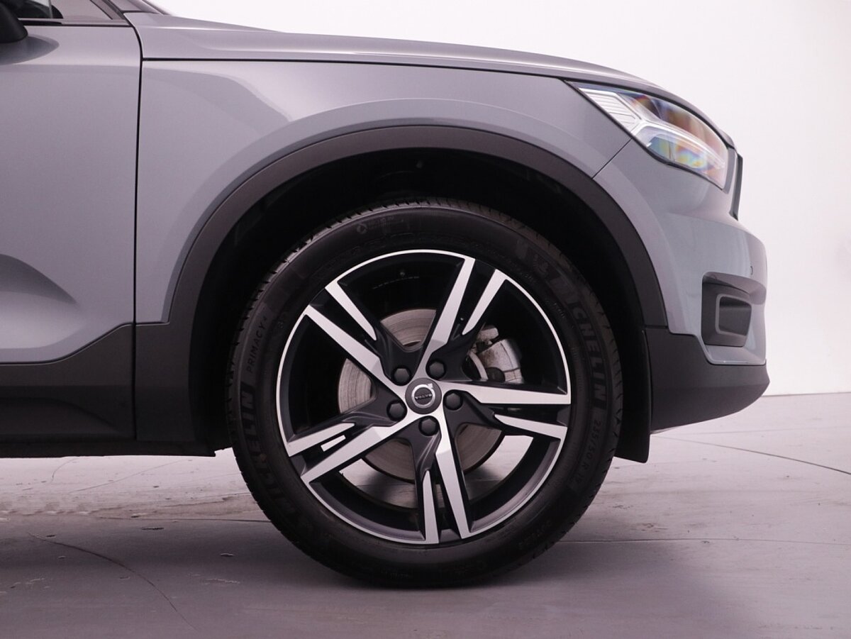 35475620 volvo xc40 2 0 t4 r design 1d3b58