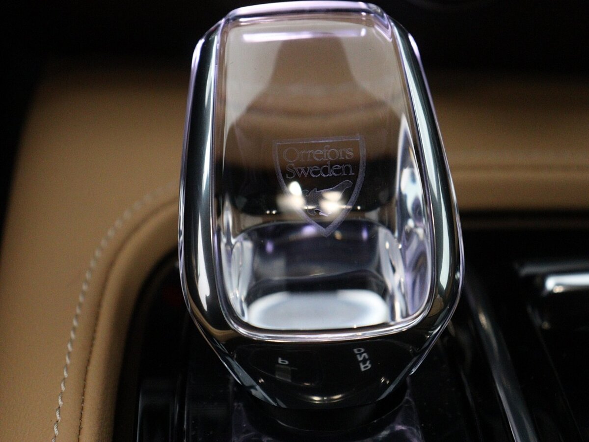 39296260 volvo s90 t8 awd plus dark getint glas geperforeerd leder 3b2254